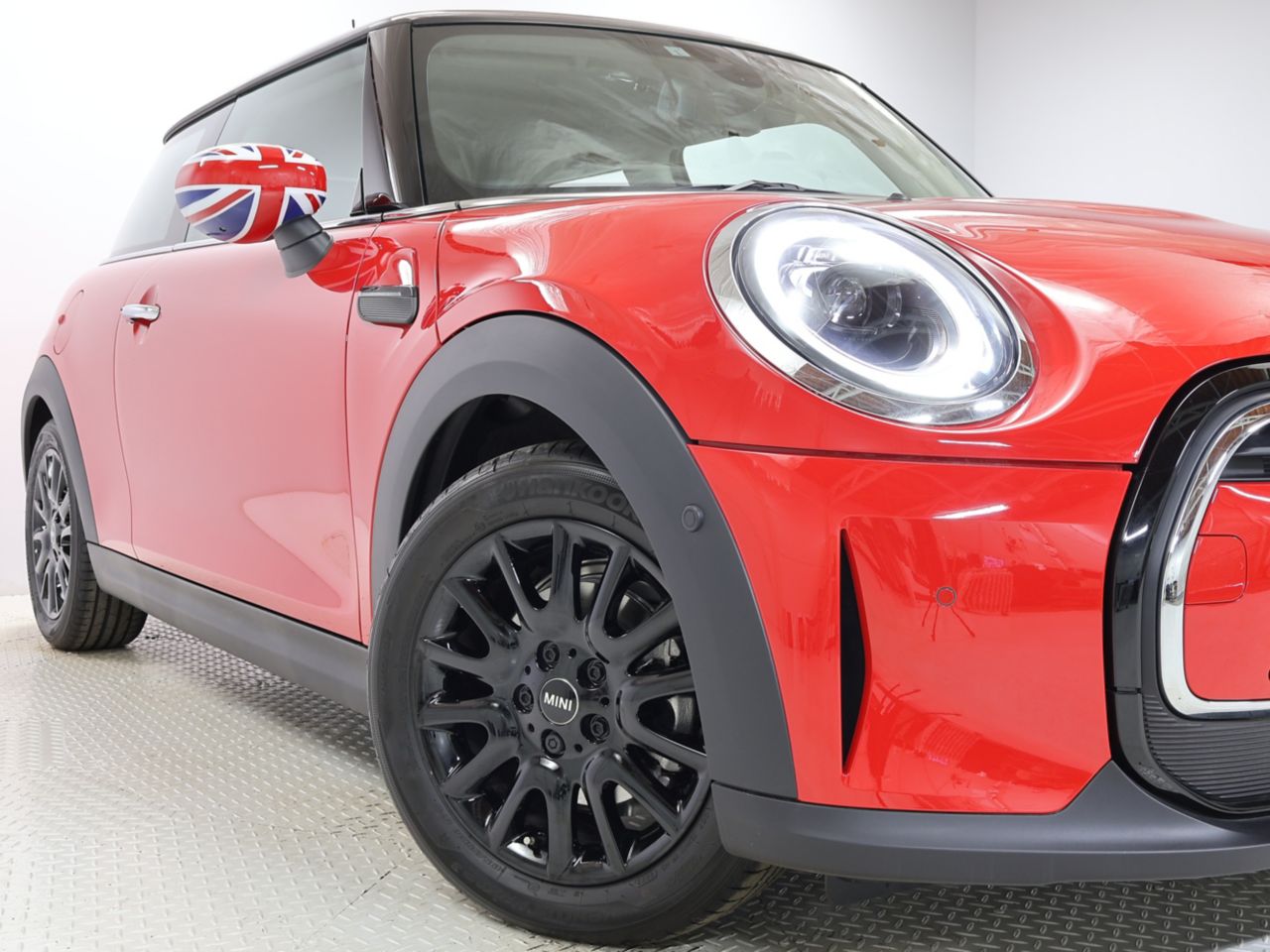 MINI Cooper F56 RHD