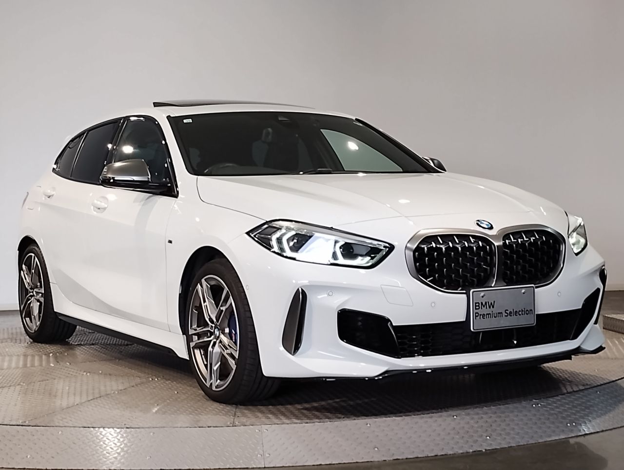 F40 M135i xDrive Sports Hatch 5-door B48 2.0i