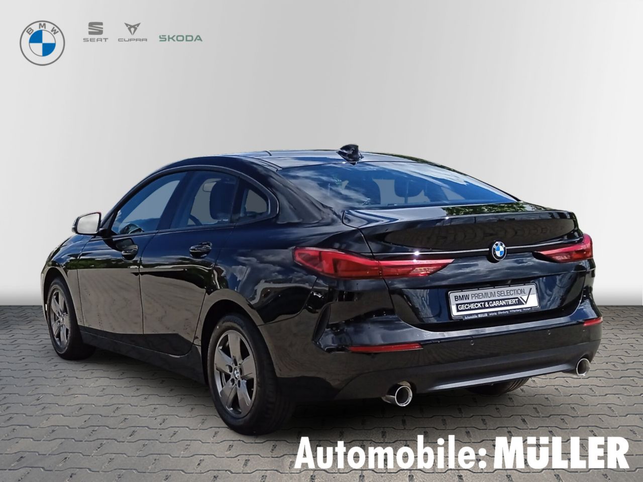 BMW 218