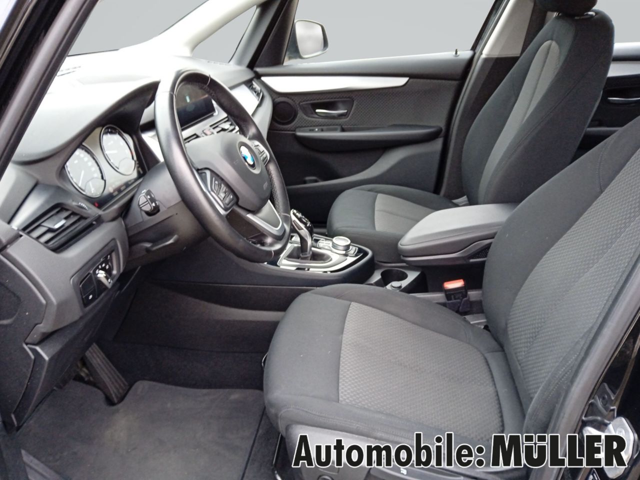 BMW 218