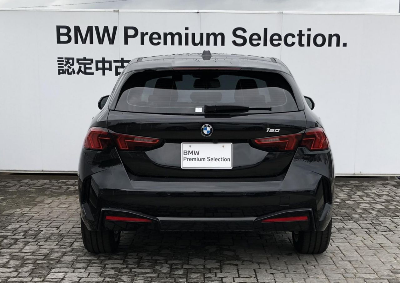 120 Sport Sports Hatch