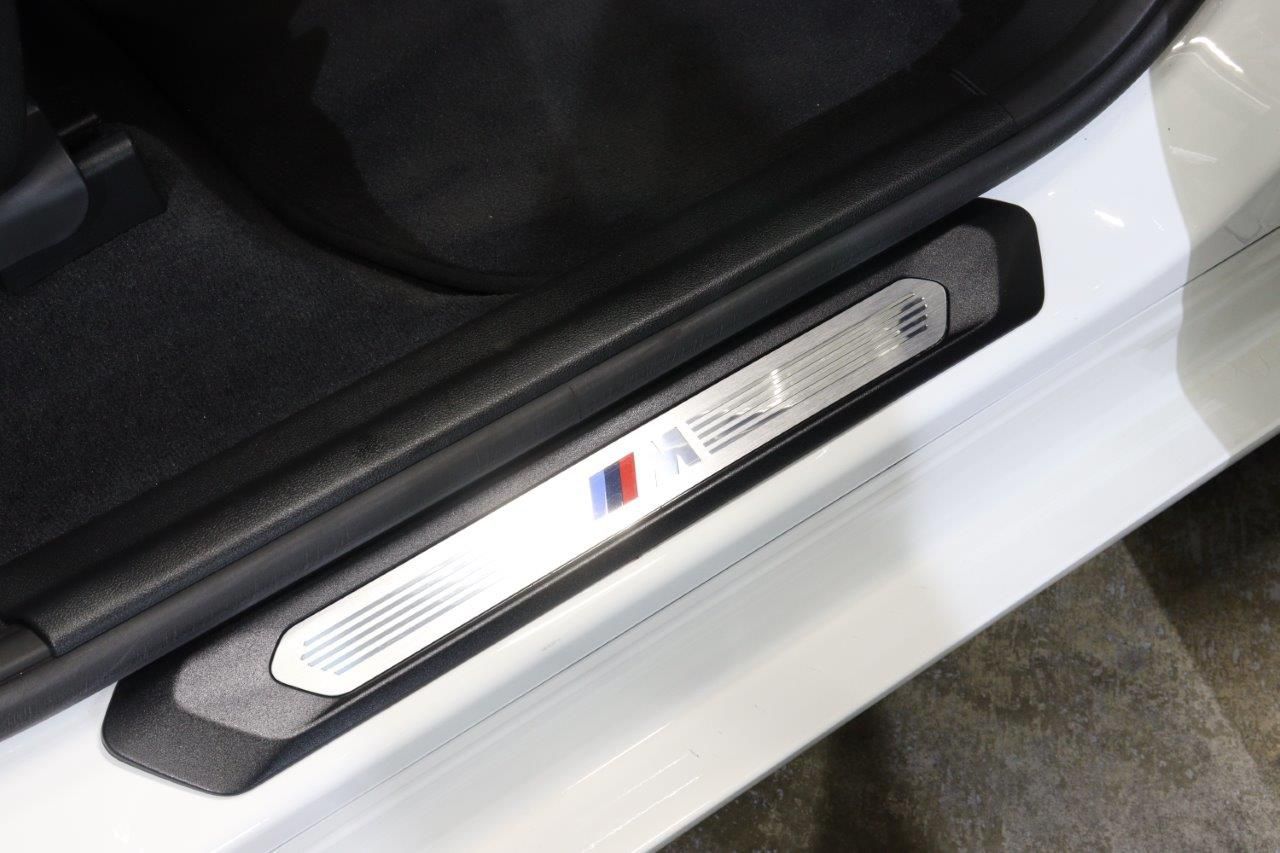 G01 X3 M40d RHD LCI ZA