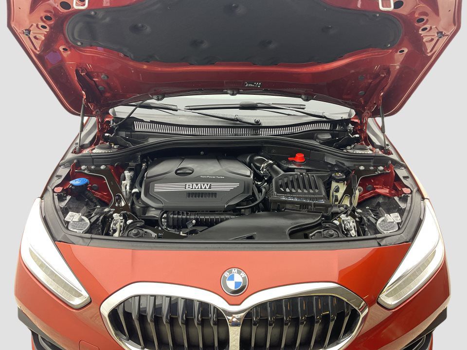 BMW 118