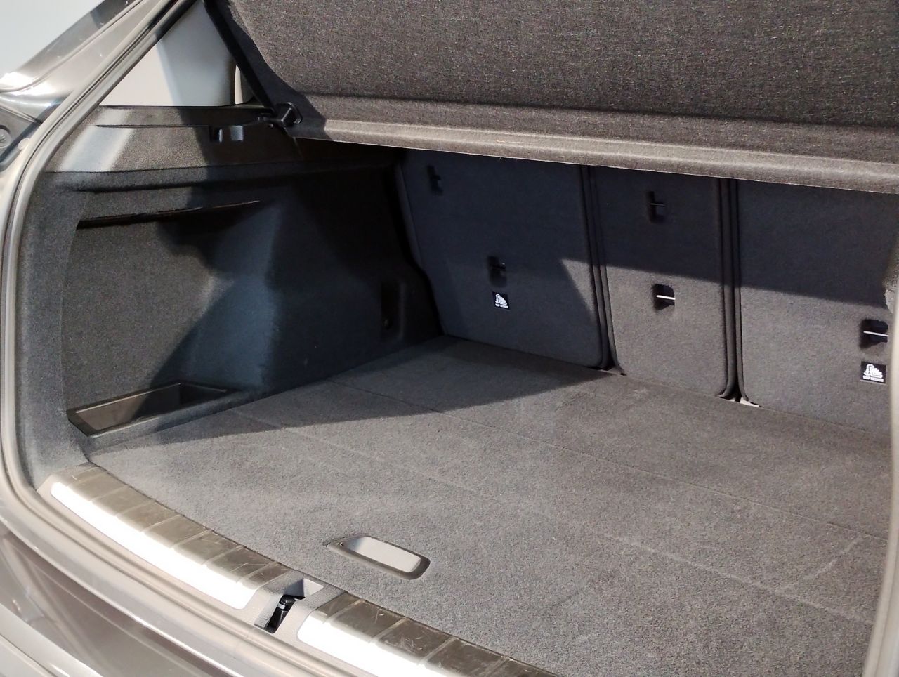 X1 sDrive18i RHD