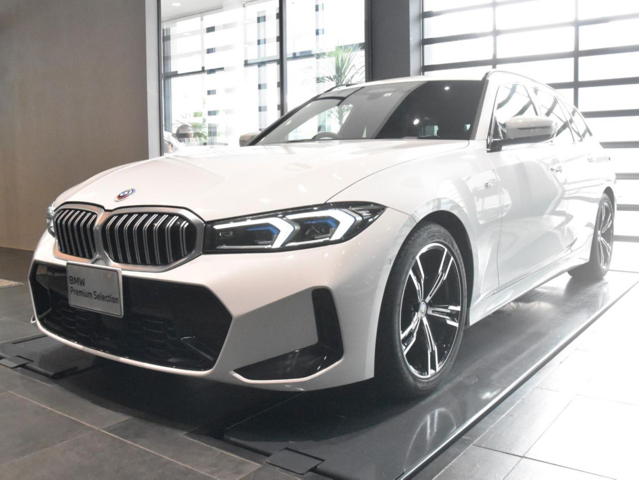 318i Touring M Sport