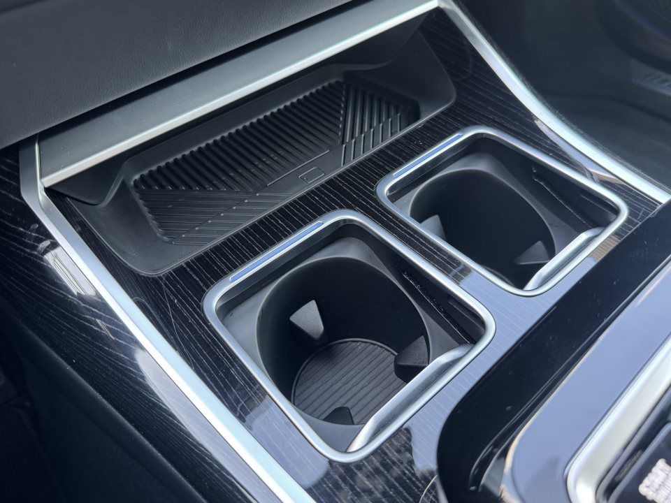 BMW 740