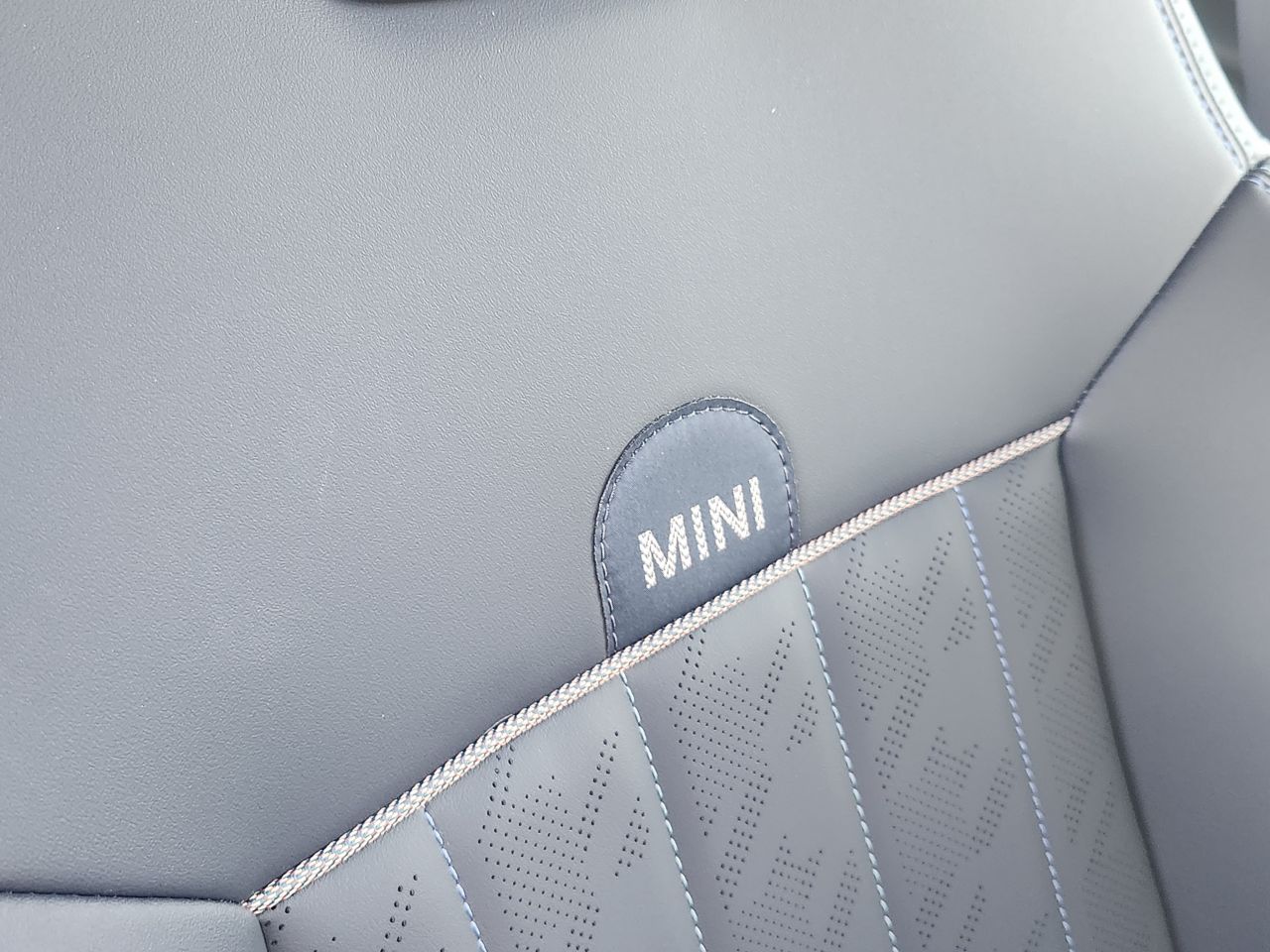 F66 MINI Cooper C 3Dr