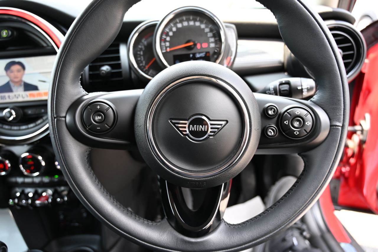 F55 MINI Cooper 5-Door Hatch LCI