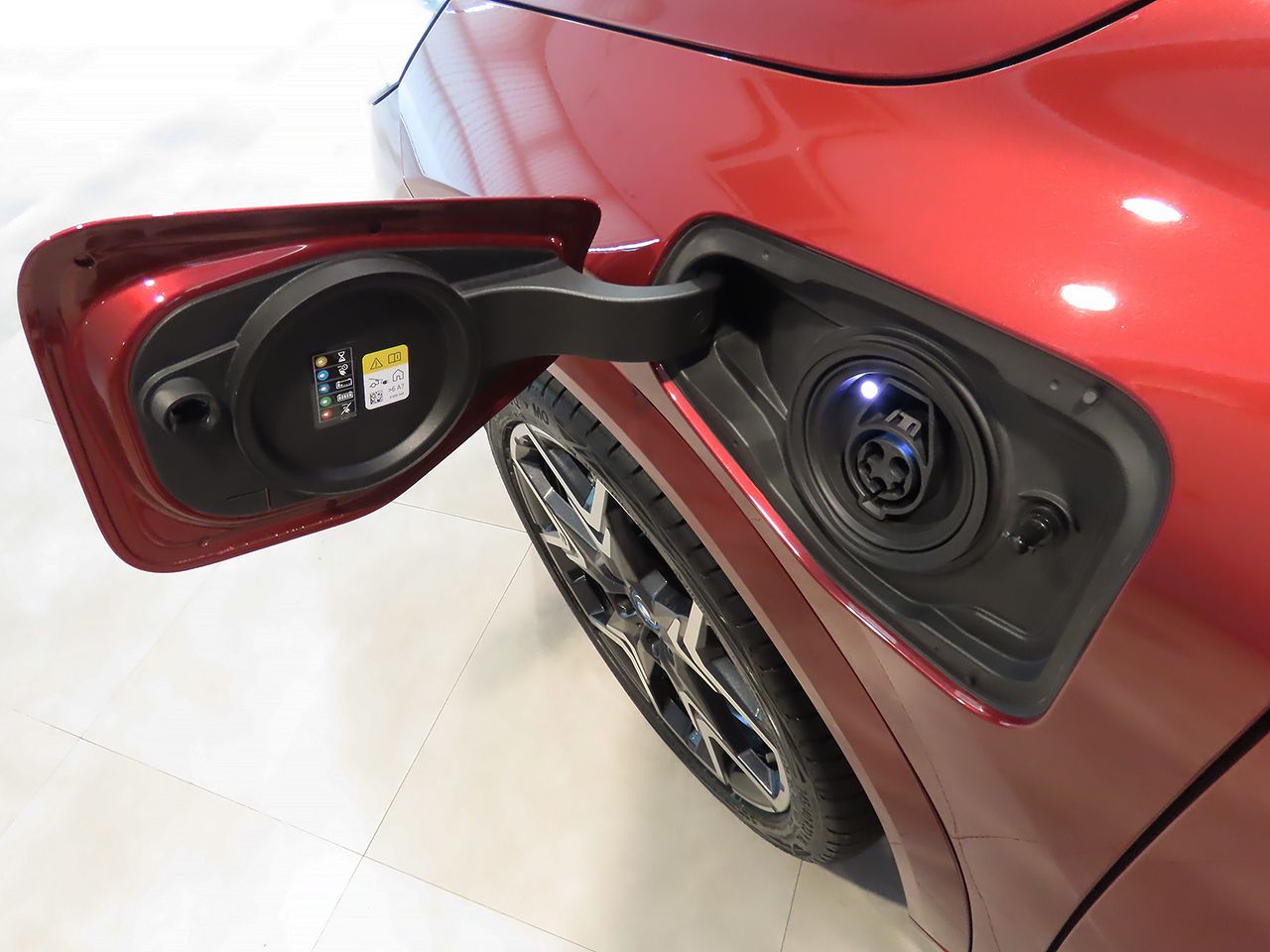 iX2 xDrive30 MSP