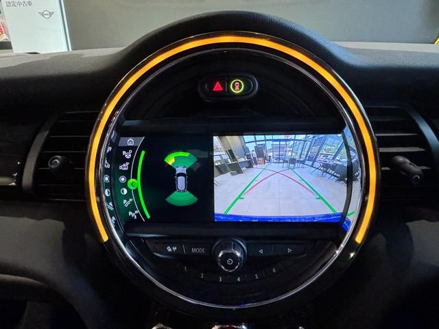 F56 COOPER S D(AT)