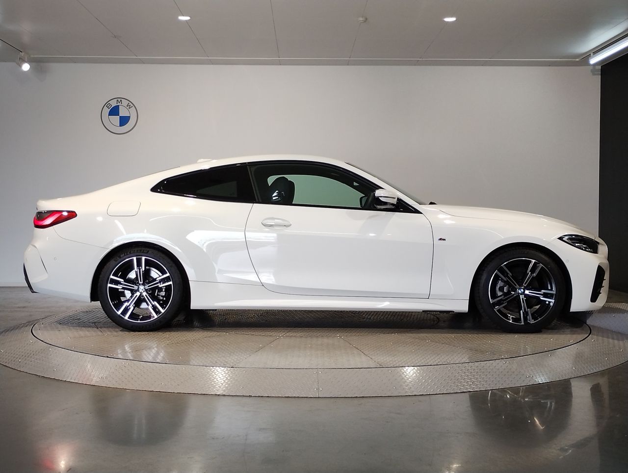 G22 420i B48 2.0 RHD