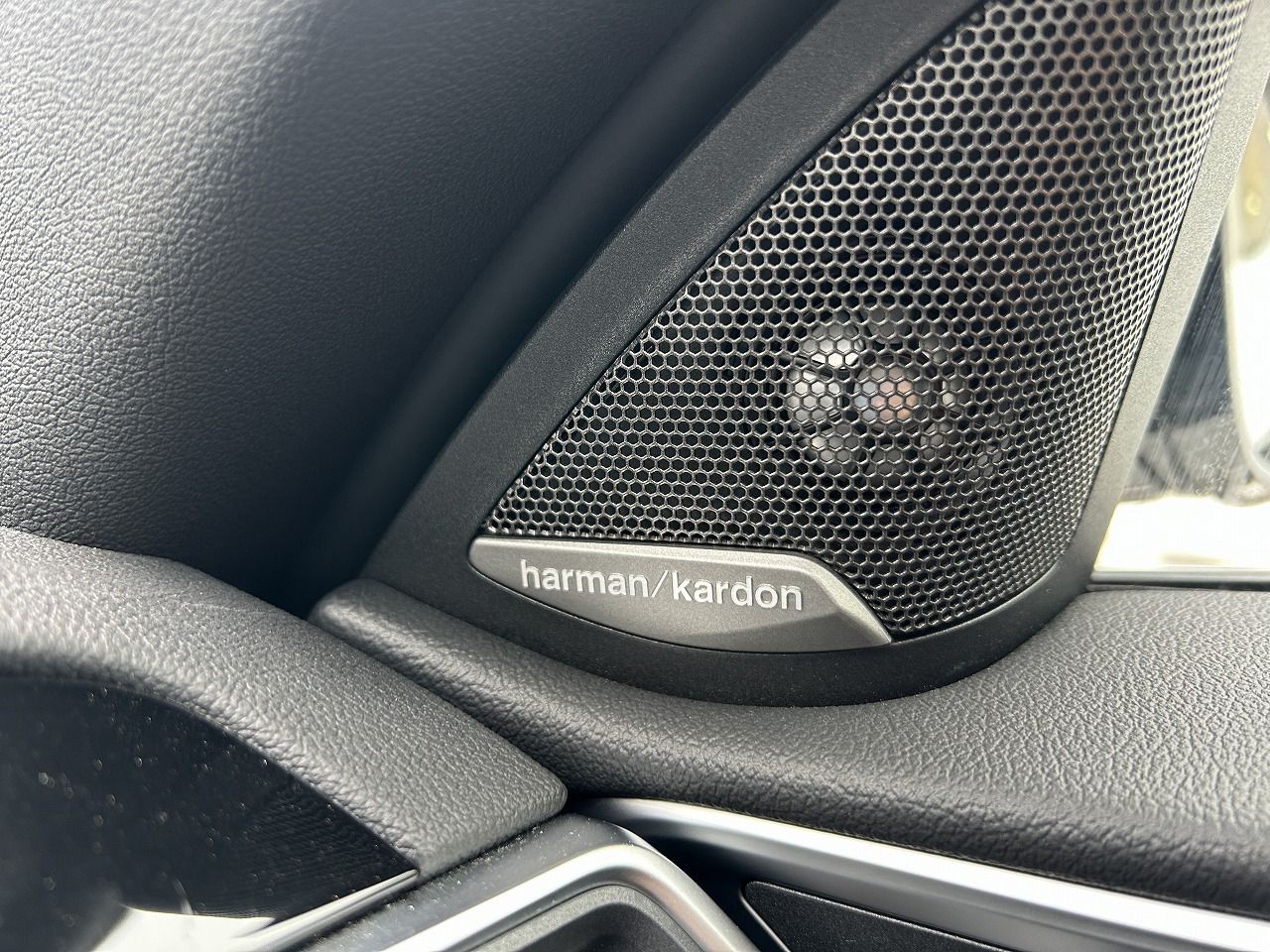 G83 M4 Competition M xDrive Competition RHD