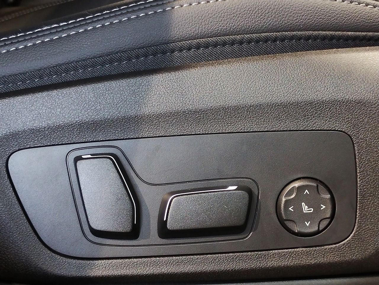 X4 xDrive20d RHD