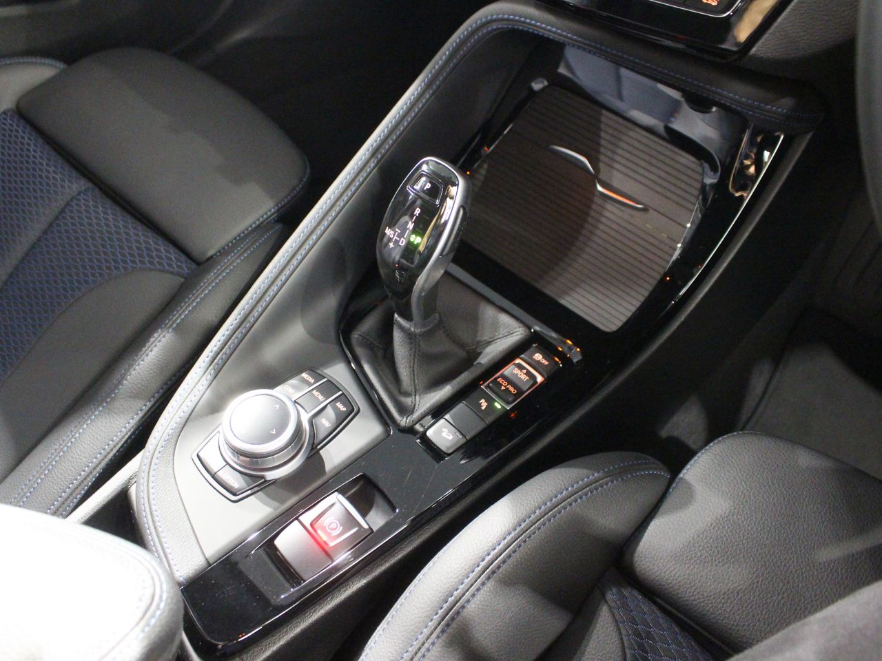 F48 X1 xDrive18d B47 2.0d LCI