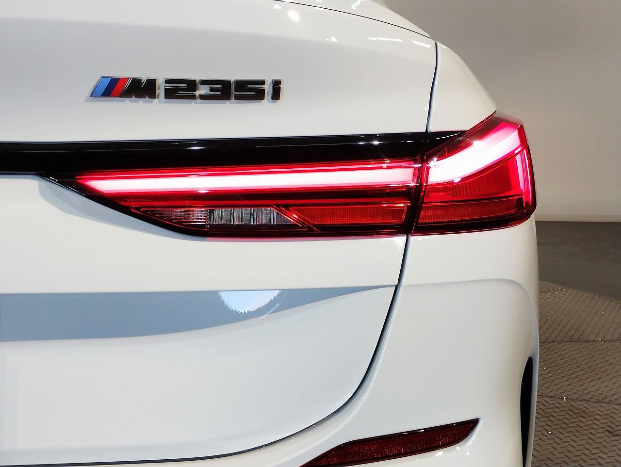 F4* **35i xDrive **** ***** B48 2.0i