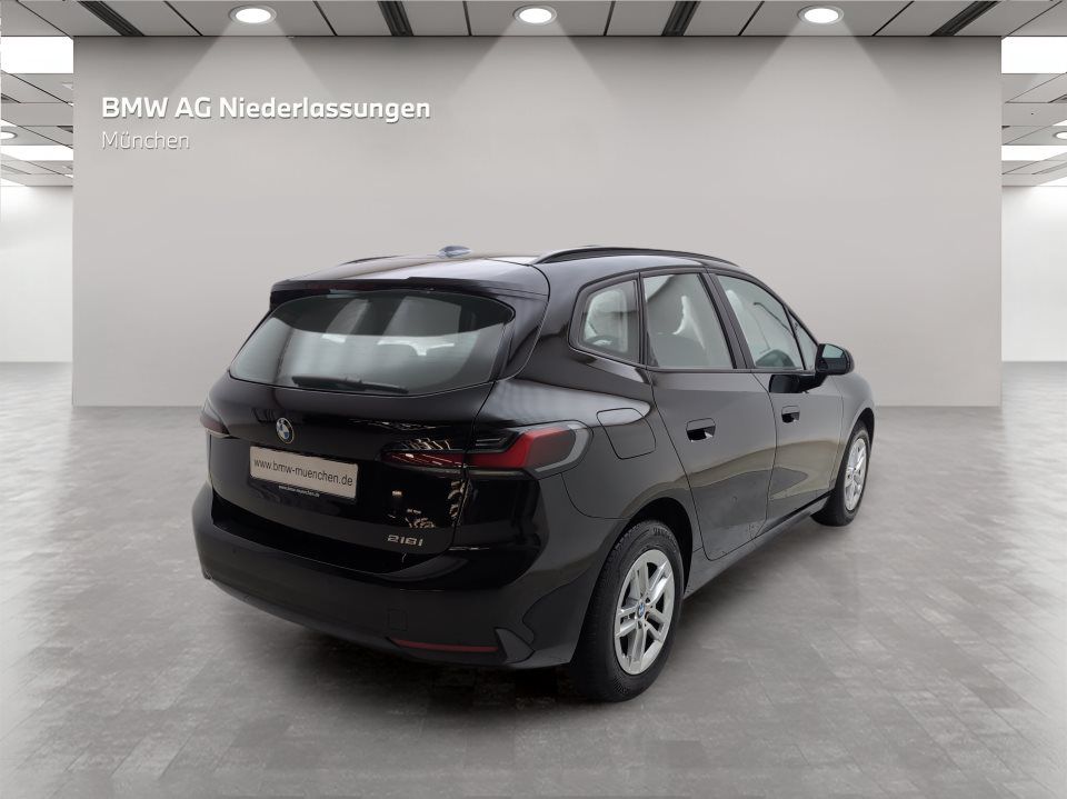 BMW 216