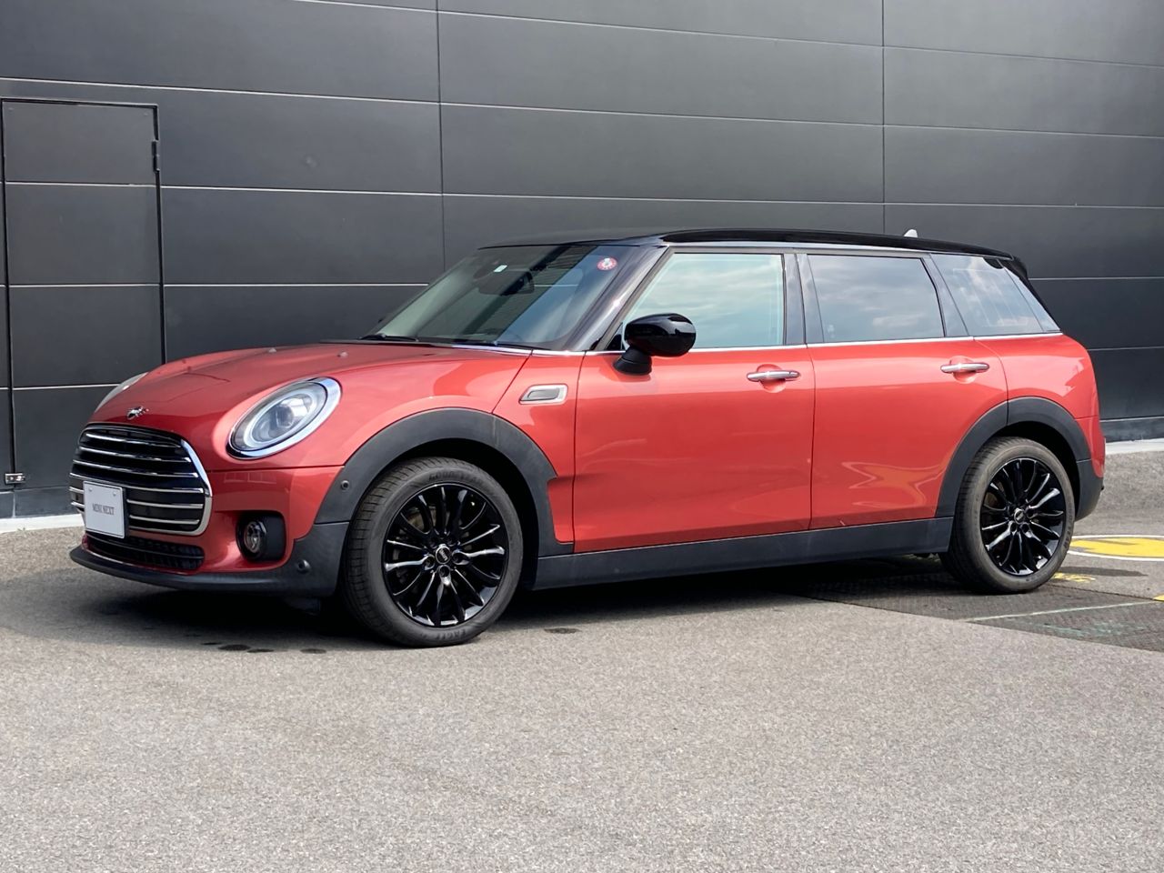 THE NEW MINI COOPER CLUBMAN.