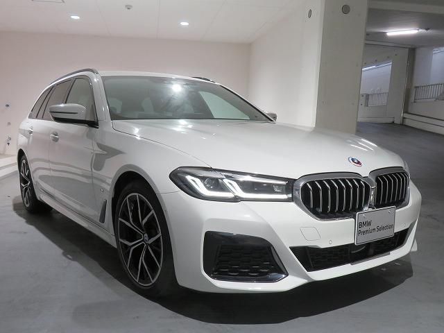 520d xDrive Touring RHD