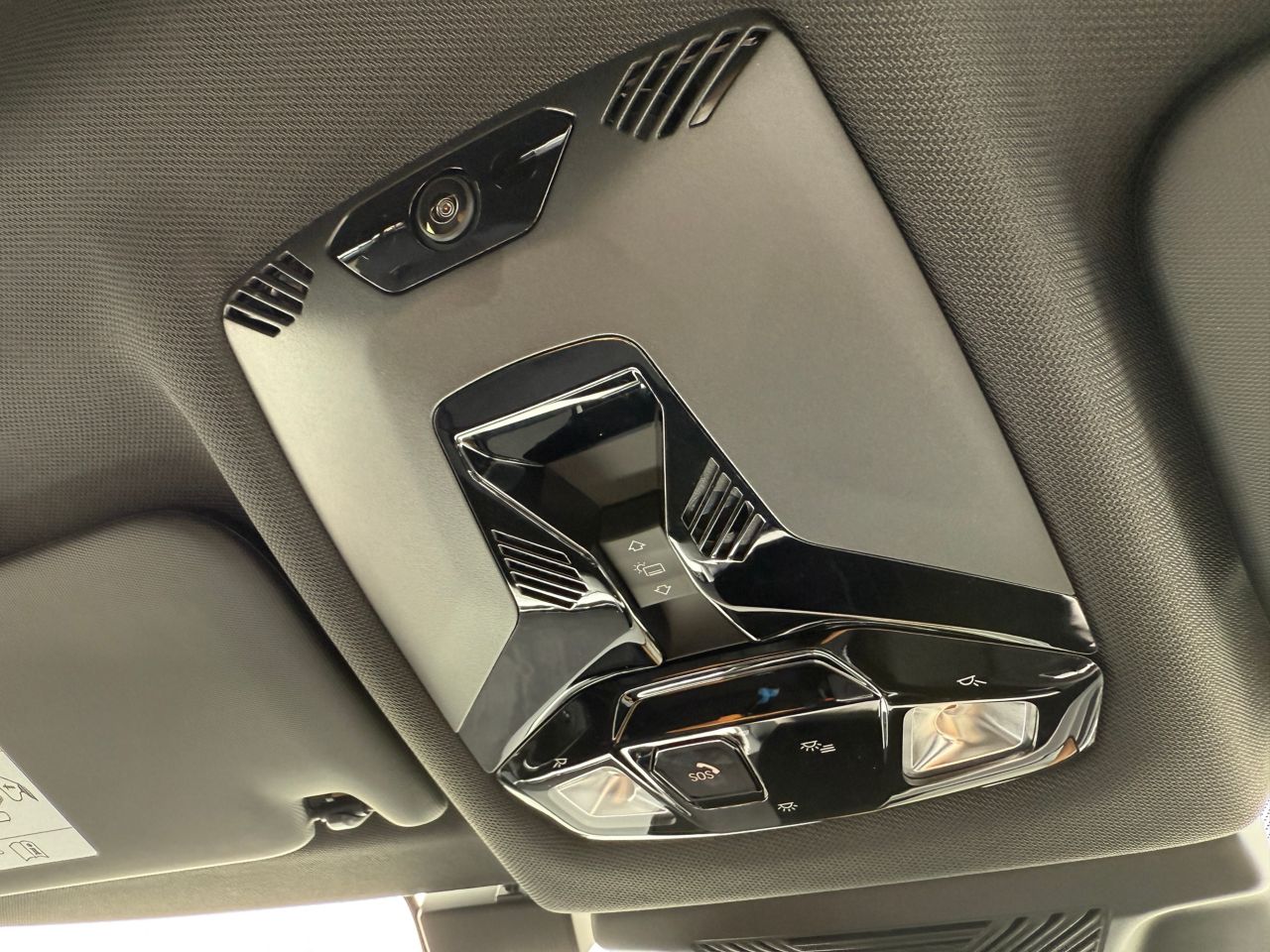 X2 M35i xDrive RHD