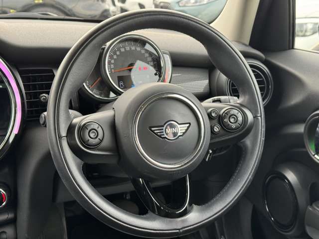 F55 MINI Cooper 5-Door Hatch LCI