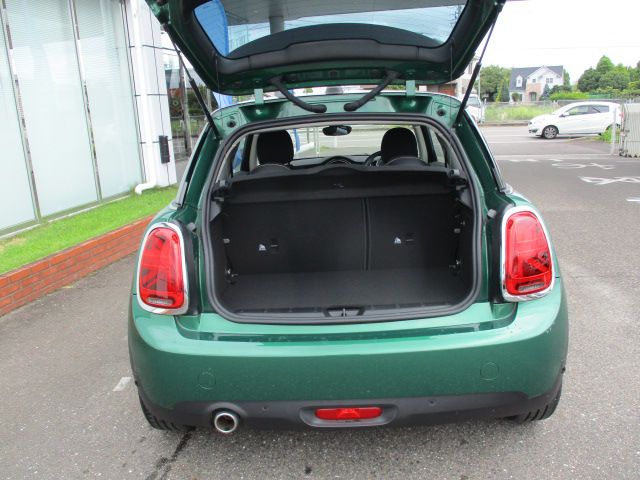 F56 MINI Cooper 3-Door Hatch LCI
