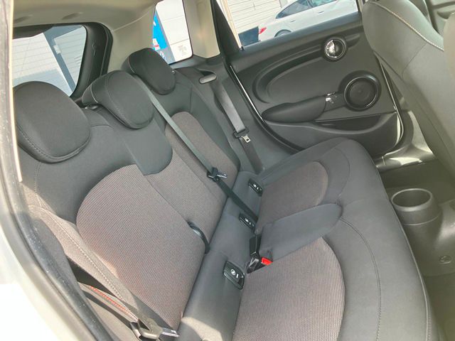 F55 MINI Cooper 5-Door Hatch LCI