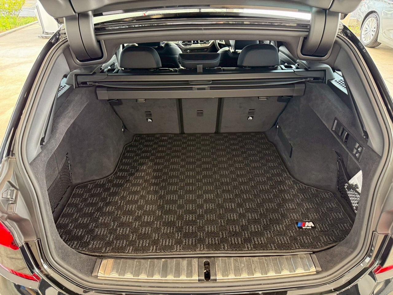 G21 318i Touring