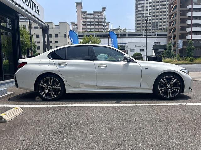 320d xDrive Berline RHD