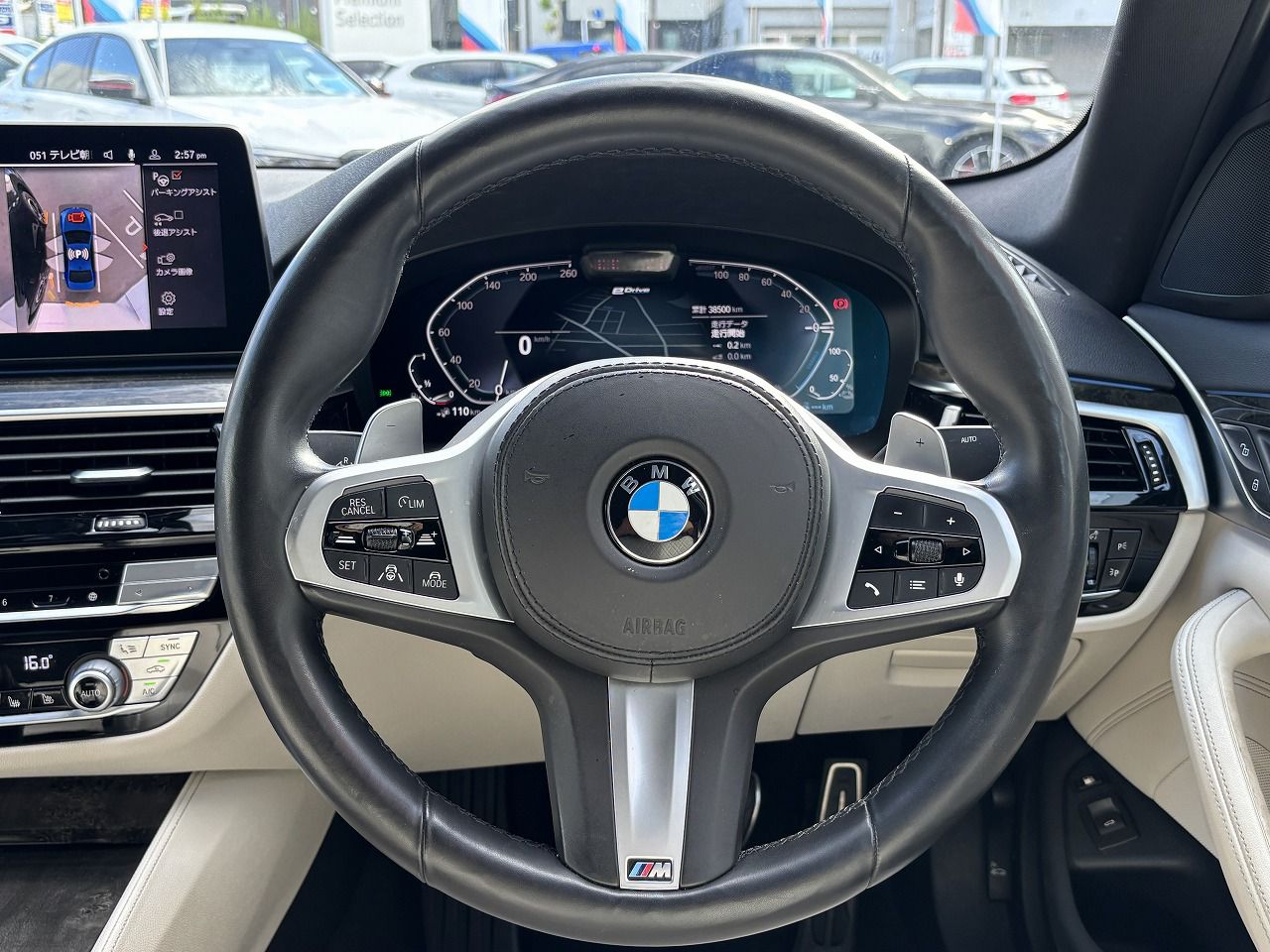 530e Sedan RHD