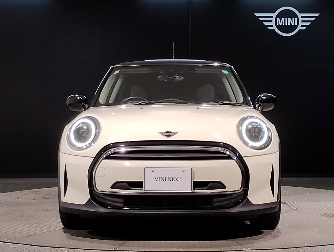 MINI Cooper F56 RHD