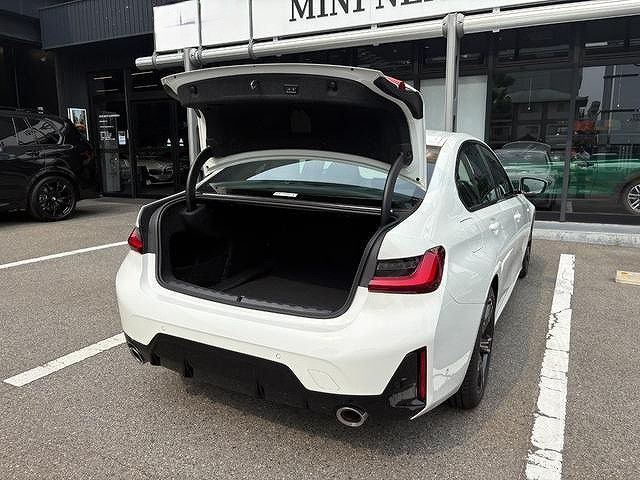 G20 320i Saloon LCI RHD MX