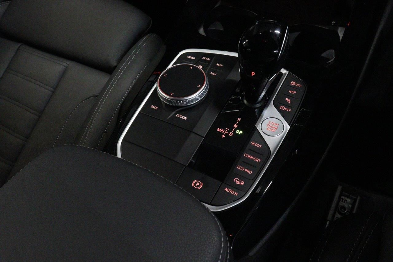 G01 X3 M40i RHD LCI ZA