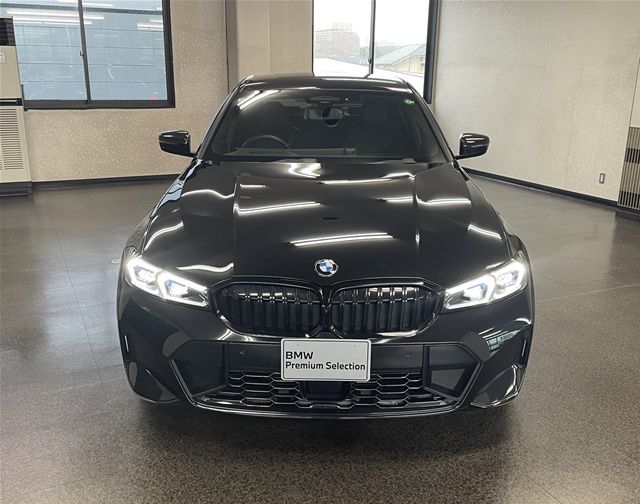 320d xDrive Berline RHD