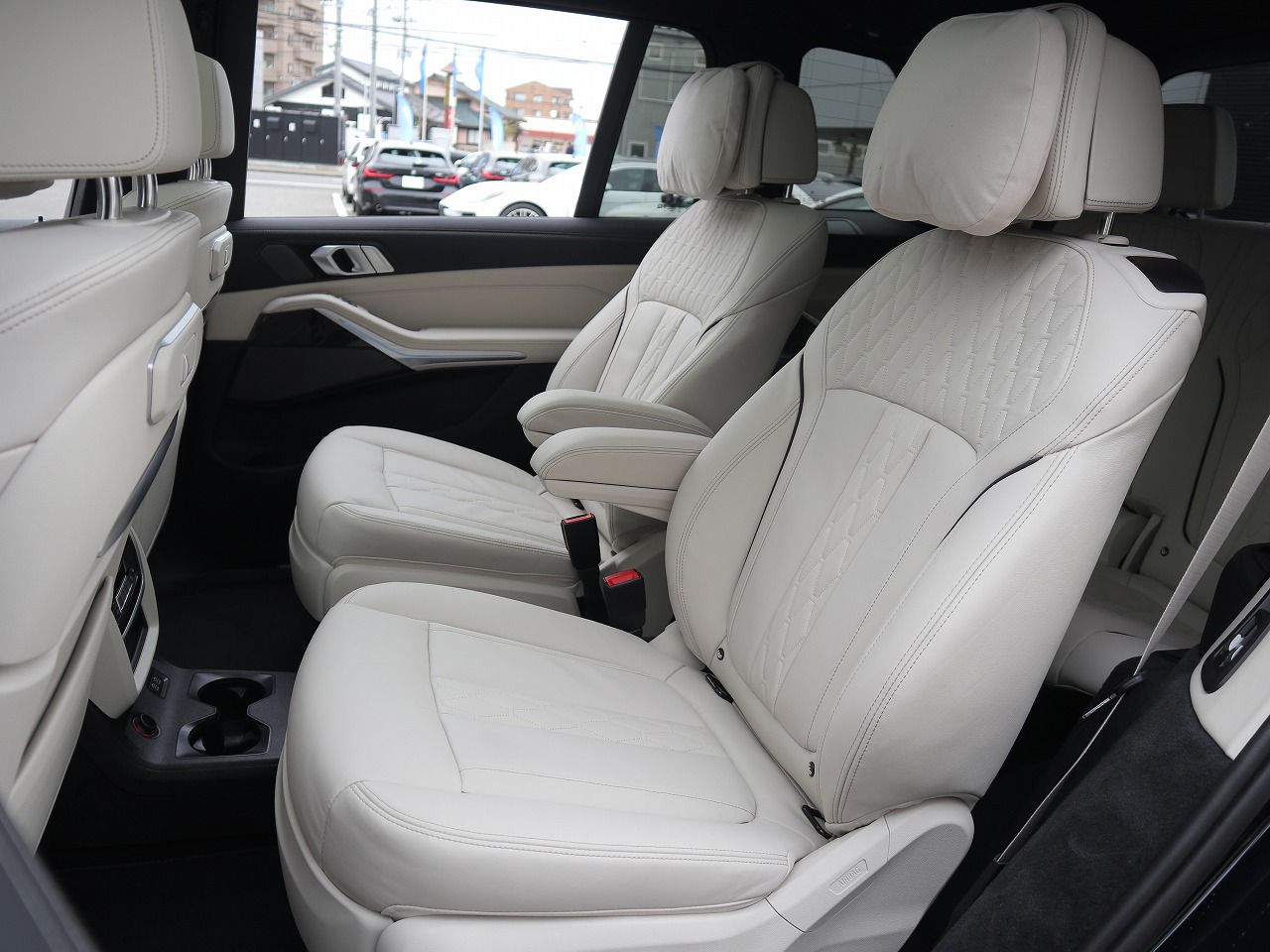 X7 xDrive40d RHD US