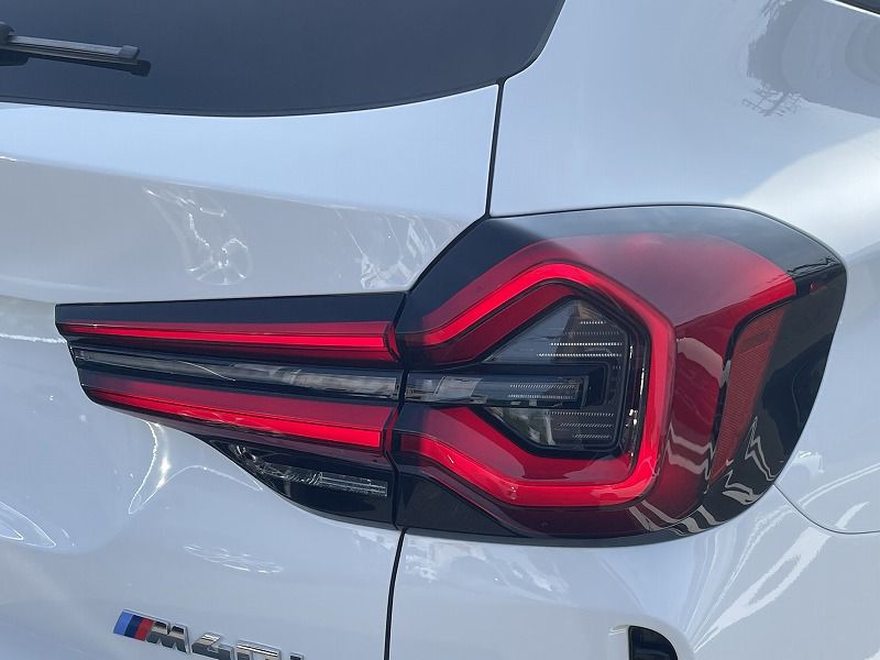 G01 X3 M40i RHD LCI ZA