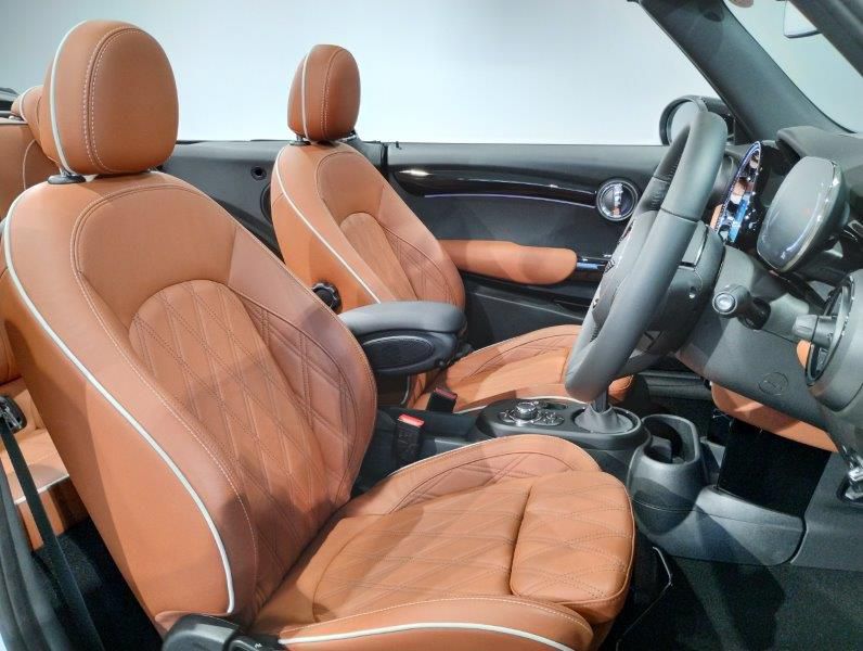 MINI Cooper S Convertible RHD