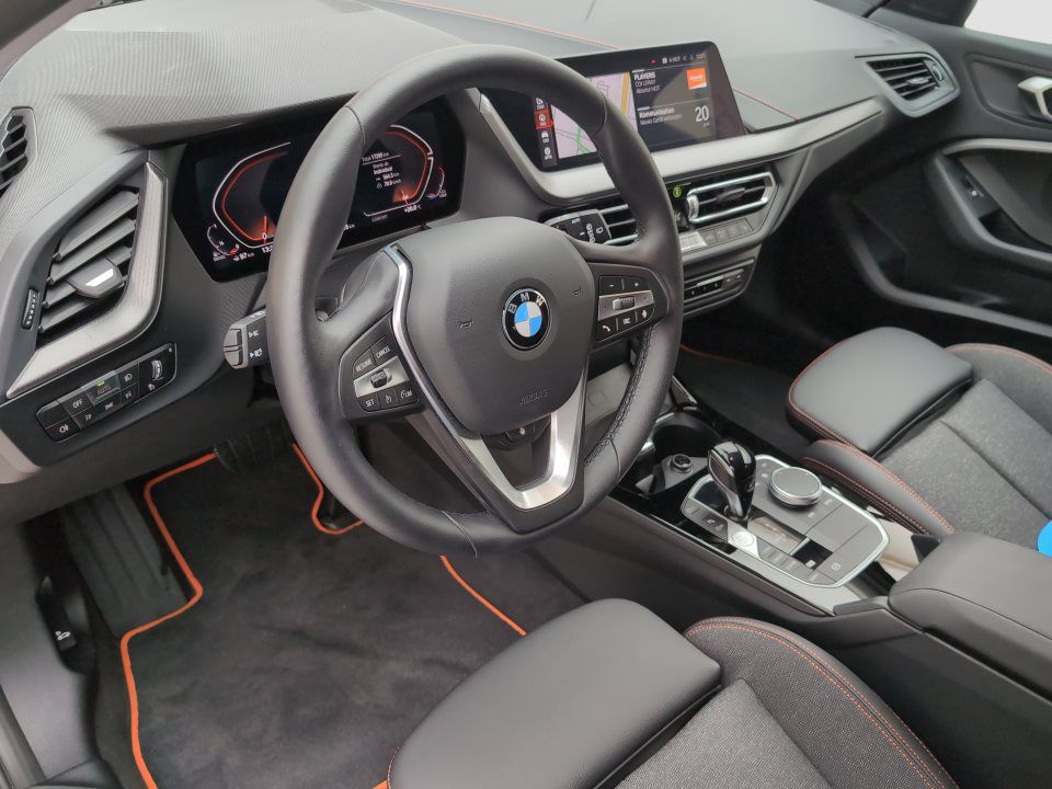 BMW 118