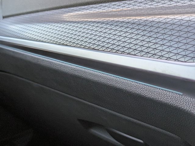 320d xDrive Berline RHD
