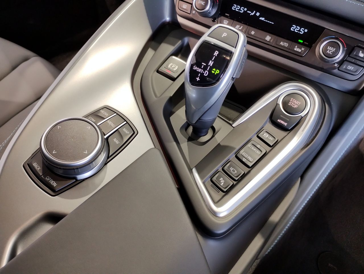 I12 i8 Coupe LCI B38 1.5i