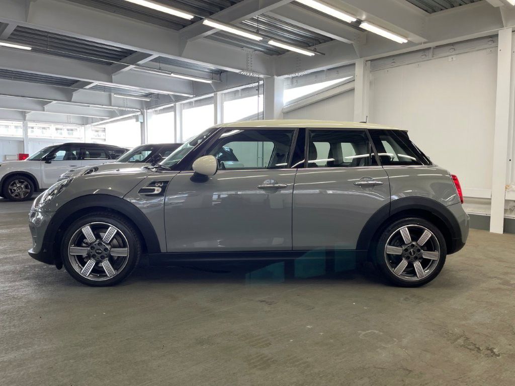 F55 MINI Cooper 5-Door Hatch LCI