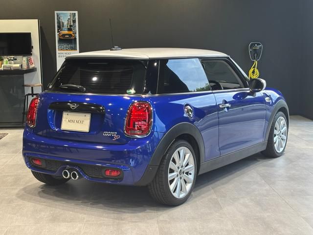 F56 COOPER S D(AT)