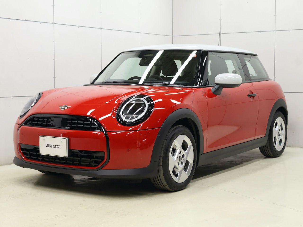 THE NEW MINI COOPER (3 DOOR) C