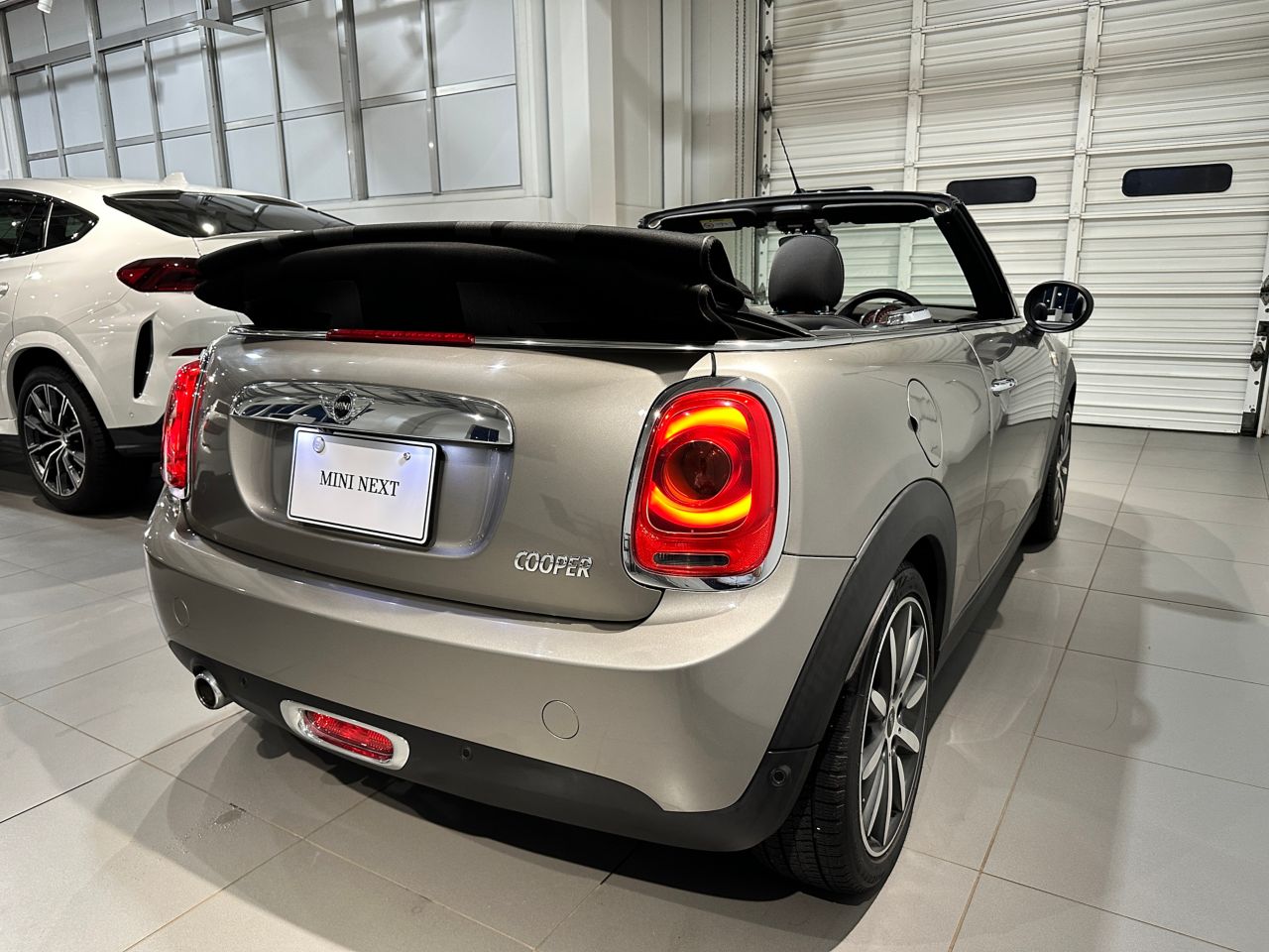 MINI CONVERTIBLE COOPER