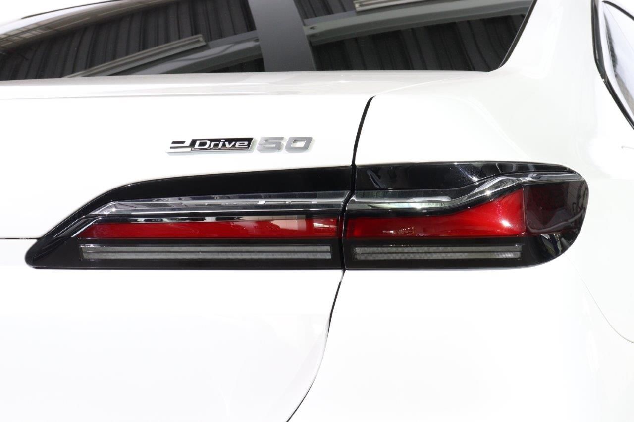 BMW i7 eDrive50 Sedan RHD