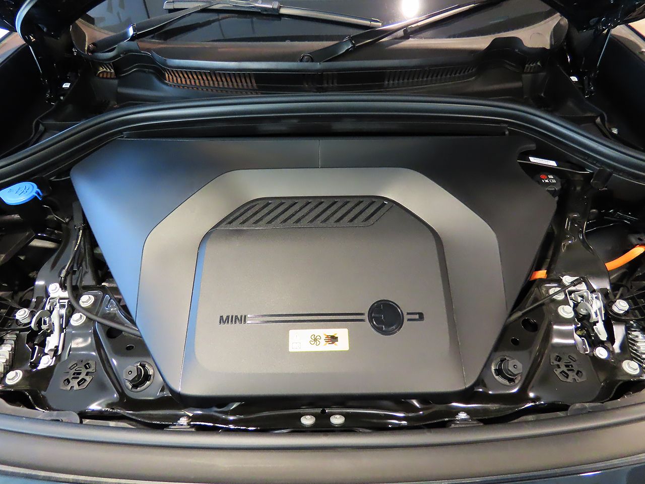 U25 MINI Countryman SE ALL4