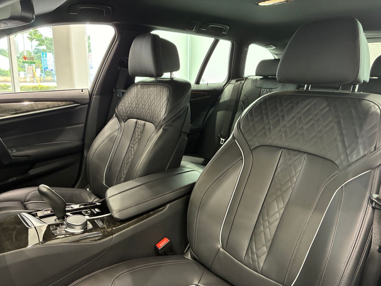 520d xDrive Touring RHD