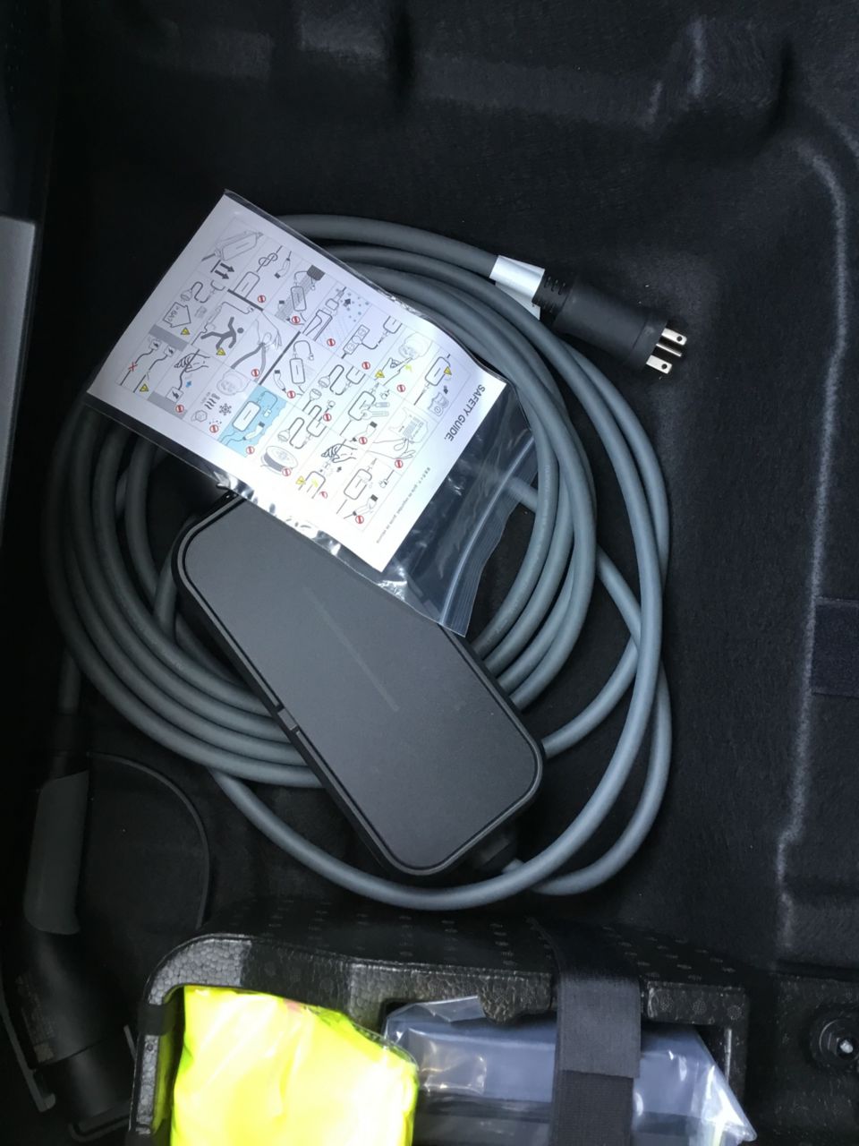 J05 MINI Aceman E