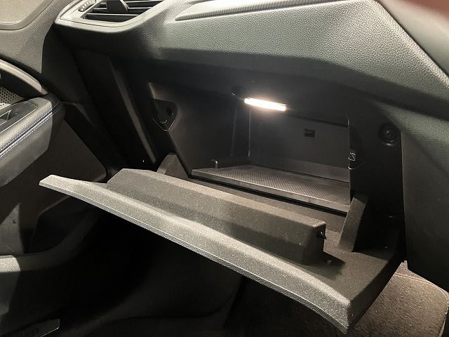 F40 118d Sports Hatch 5-door B47 2.0d