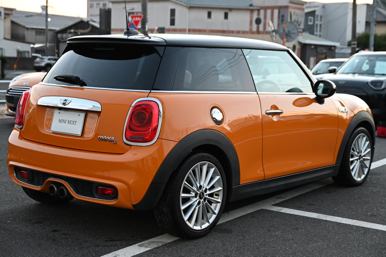 F56 MINI COOPER S