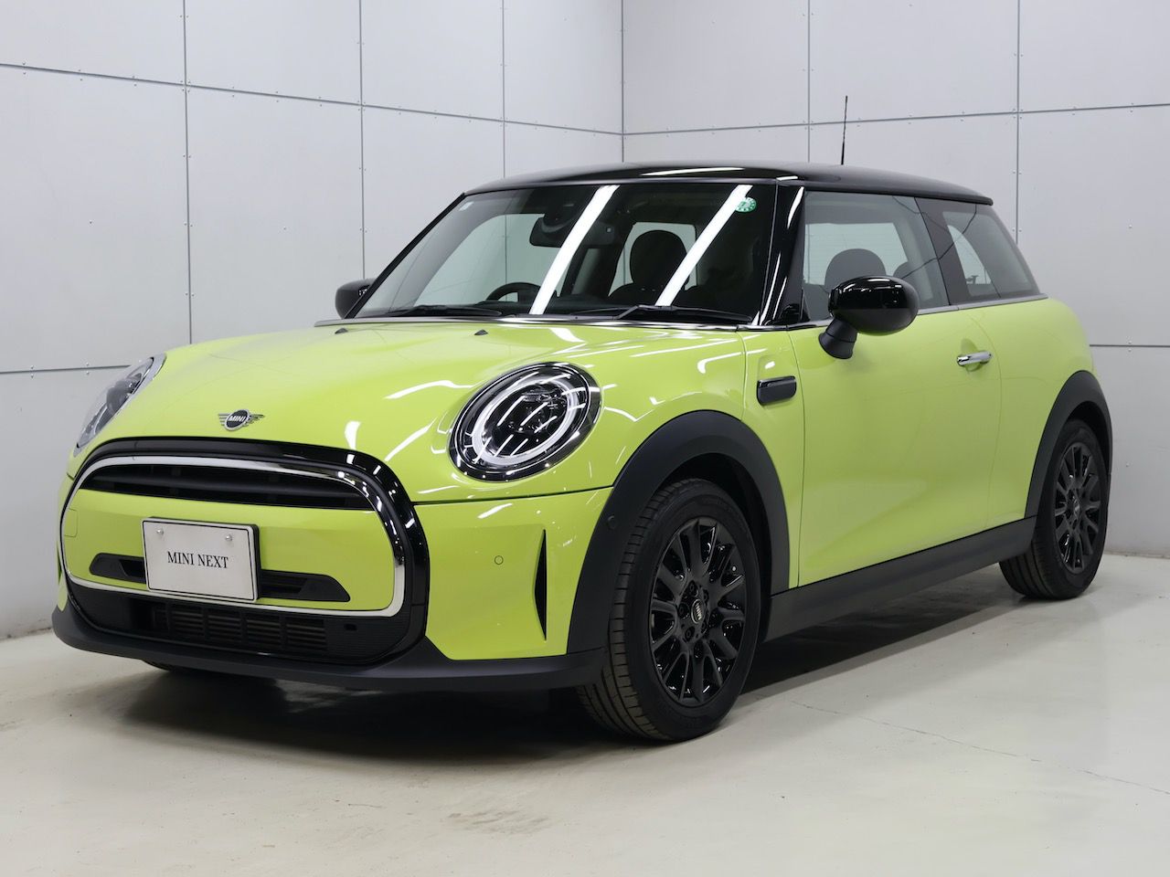 MINI Cooper F56 RHD